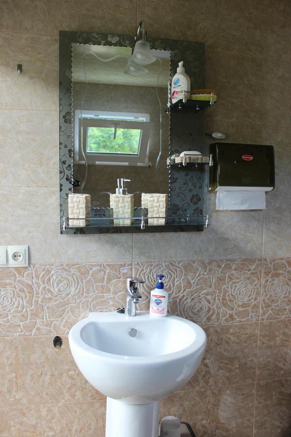 Travel Inn House Mestia • Მოგზაურის Სახლი מראה חיצוני תמונה