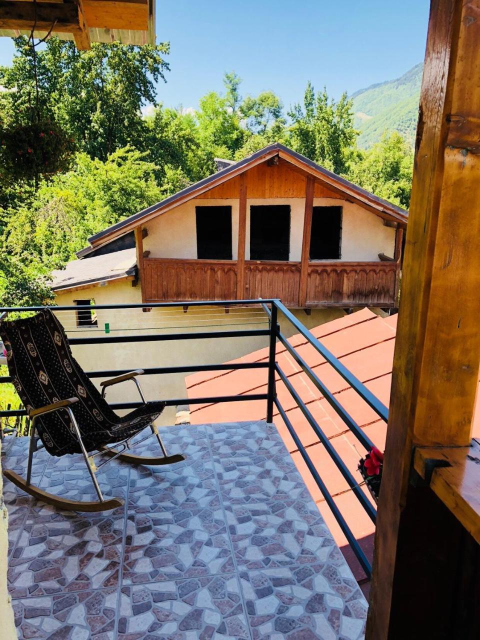 Travel Inn House Mestia • Მოგზაურის Სახლი מראה חיצוני תמונה